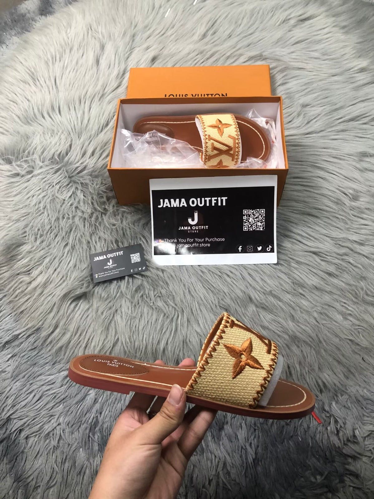 LV WOMEN'S slippers